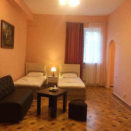 Bloor Hotel Yerevan Luaran gambar