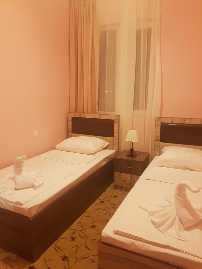 Bloor Hotel Yerevan Luaran gambar